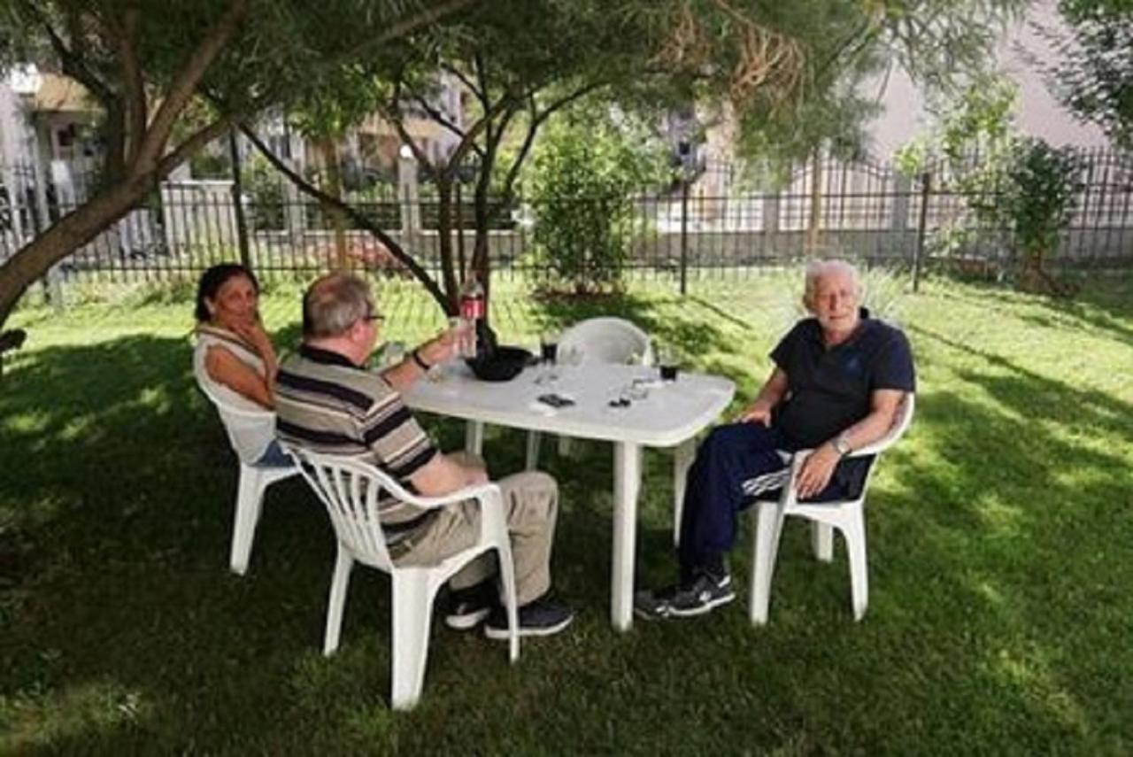 Yves 2 Bed Apart At Sun Village Sunny Beach Not Far Away From The Sea Bagian luar foto